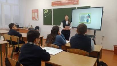 5-7 сынып оқушылары арасында "Жолда жүру ережесі" тақырыбында сынып сағаты өтті. 