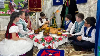 Адал азамат біртұтас тәрбие және Наурыз мерекесі аясында мектебімізде "Күй күмбірі" челленджі ұйымдастырылды. 
